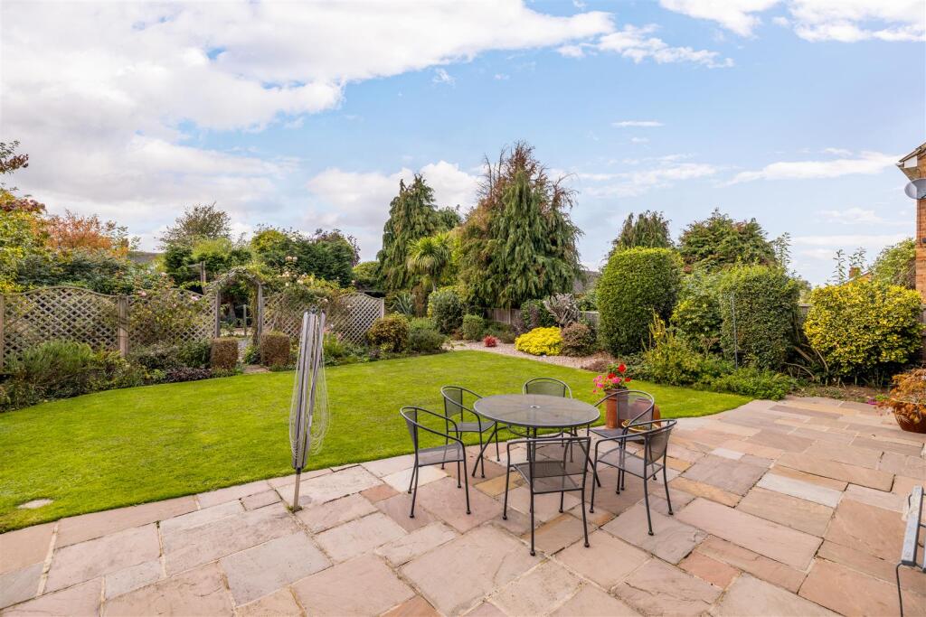 24 Winston Gardens (Boston)-8.jpg