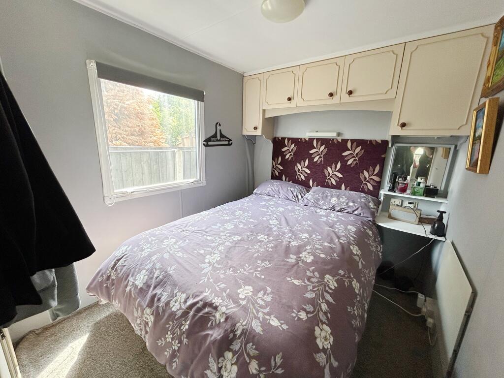 Caravan bedroom 1