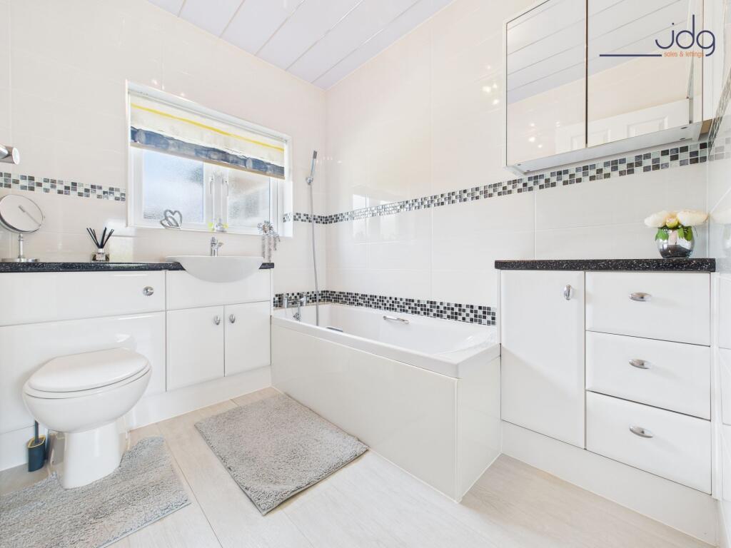Ground Floor Bathroom