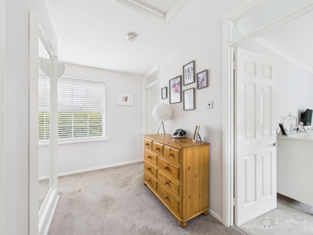 Landing- Mark Stephens EweMove Newmarket and Soham