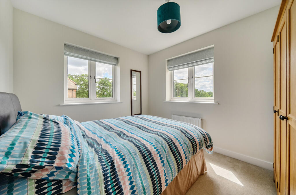 1301017-13-683719...