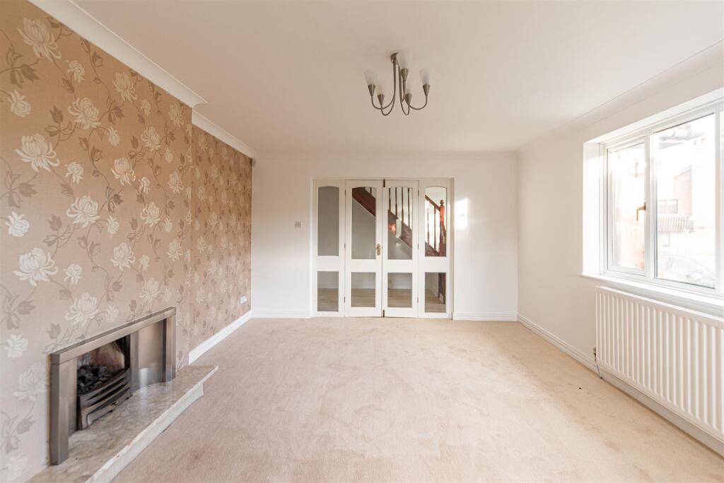 Moraine Crescent, Chopwell, Newcastle Upon Tyne