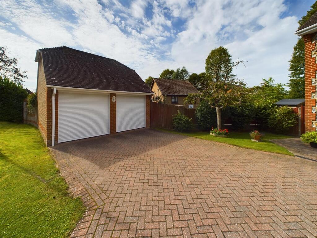 Double Garage