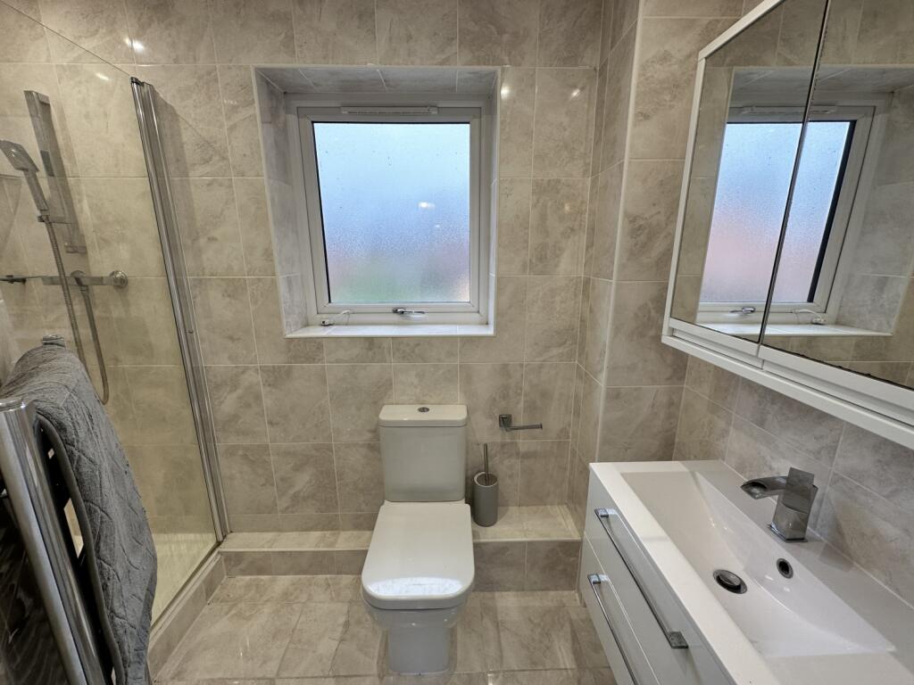 CFD75132-FE6C-4809-9A50-0DF3E47870B9