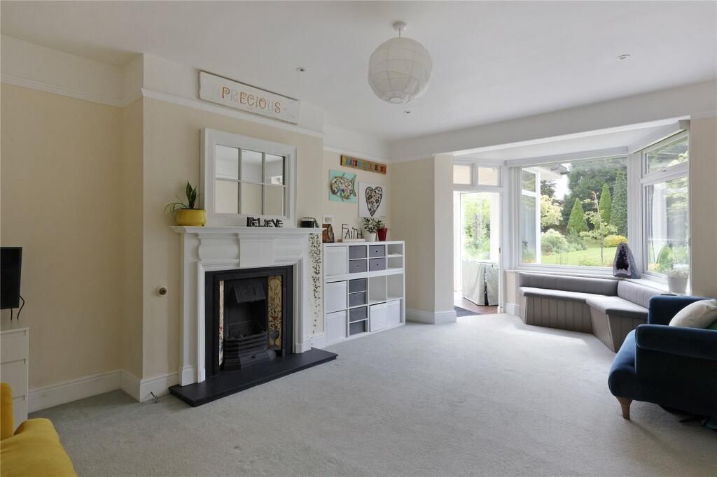 Family Room/Dining