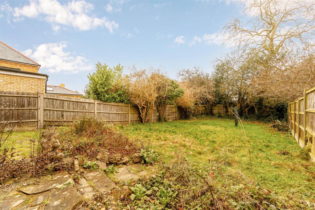 FFF-4 Twyford Avenue-6.jpg