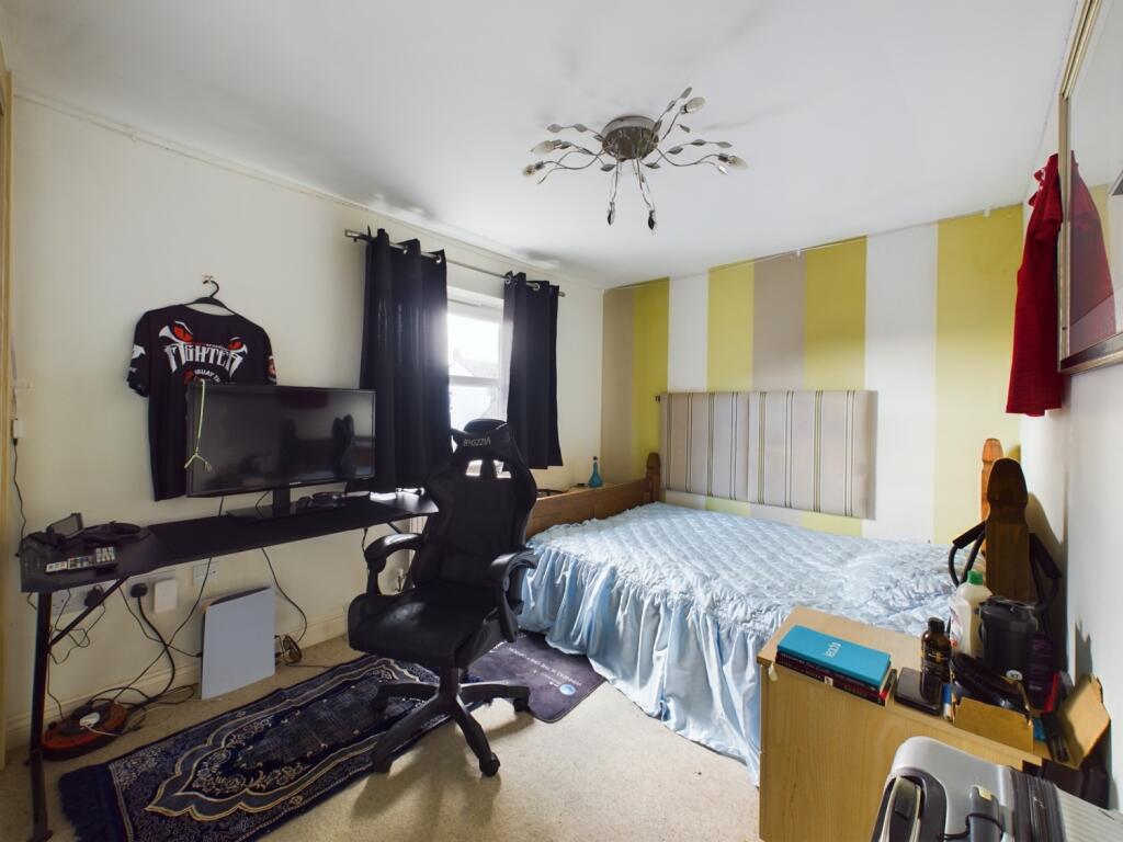 CAM03052G0-PR0053-STILL006