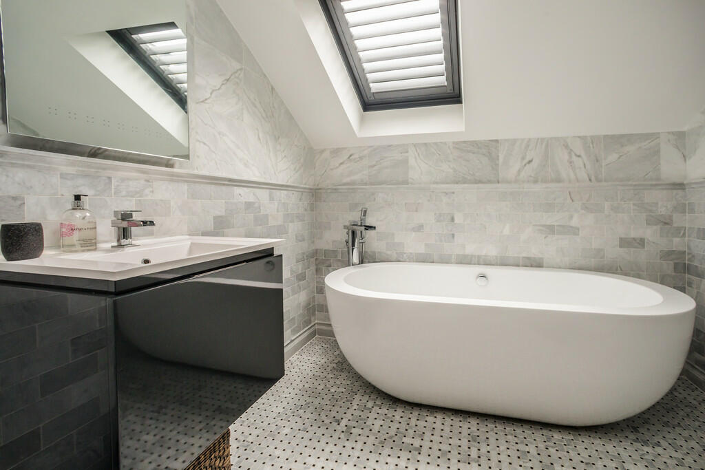 51SHGHudds-240624...