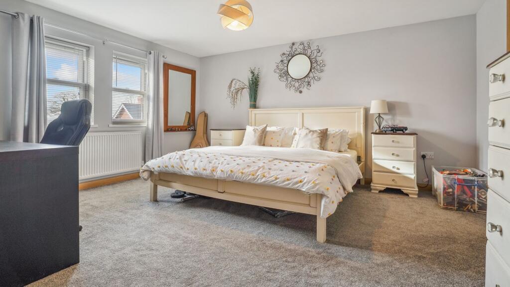 Rear Principal Bedroom 1