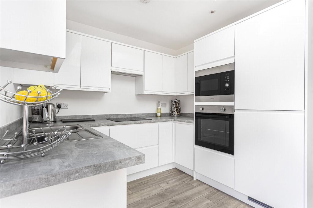 Reception/Kitchen
