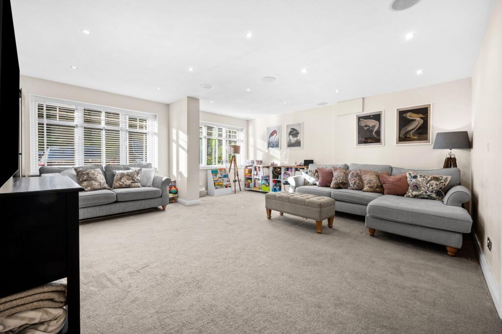 Main Lounge