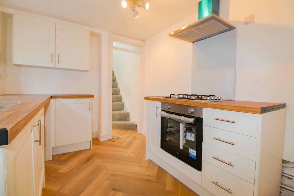 Kitchen 1