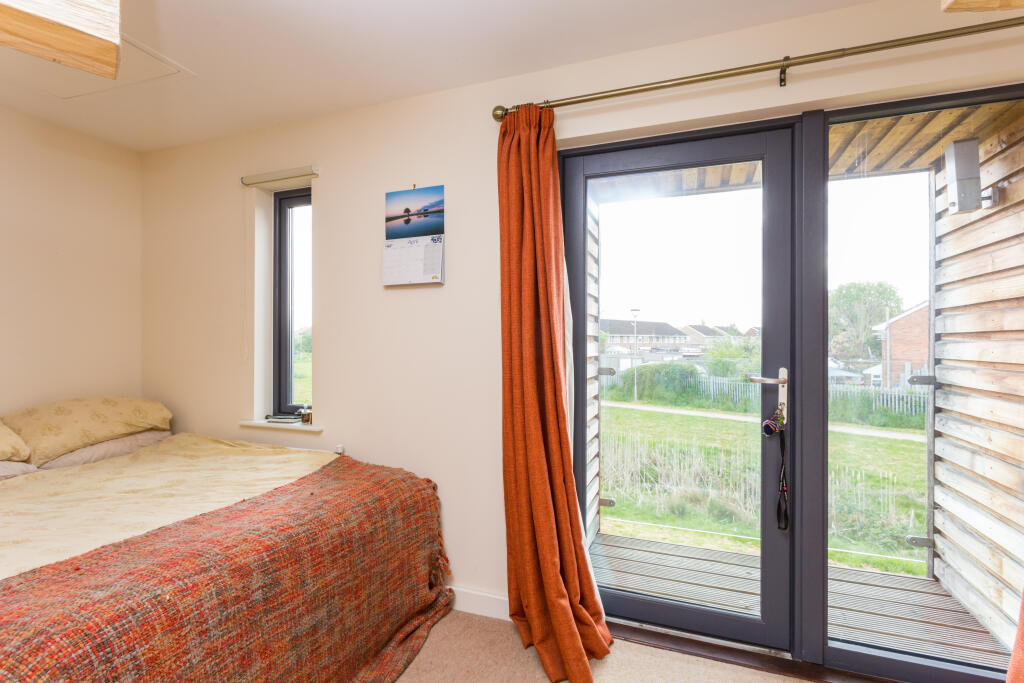 8 Crowley Mews-16.jp