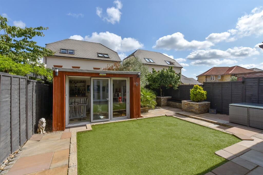 Workshop/Outbuildings