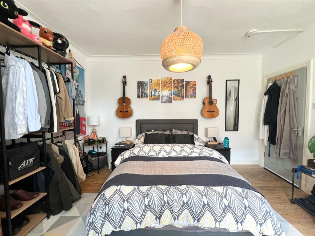 WhatsApp Image 2025-04-25 at 18.38.03 (1).jpeg