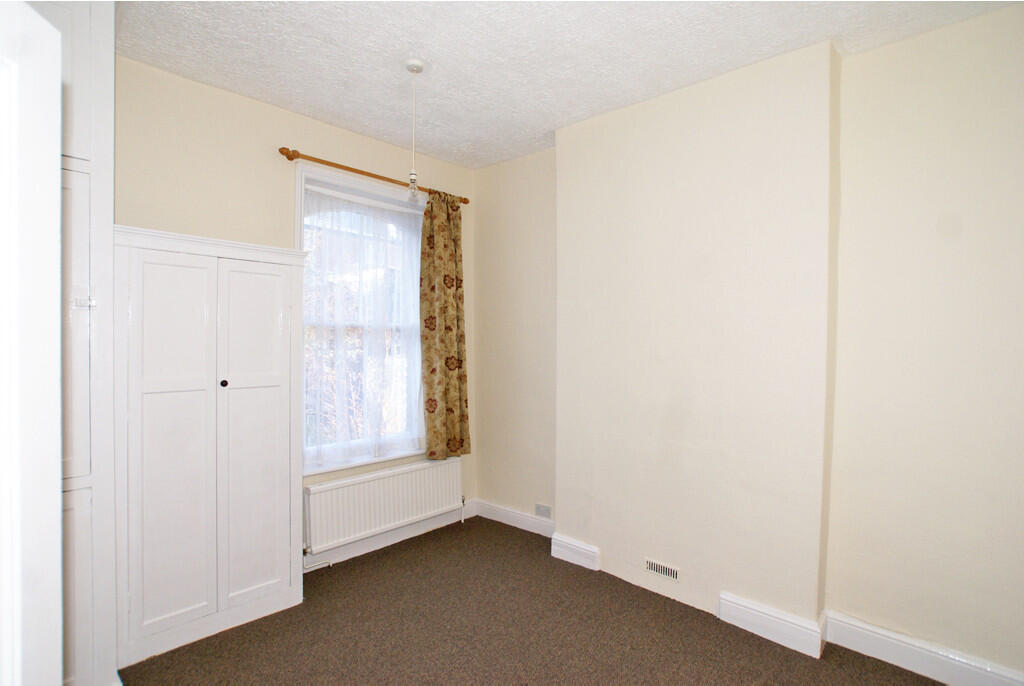 bed 1