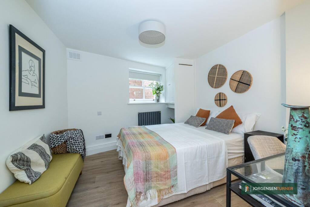 Canterbury Road 111B-019 LR - JT.jpg