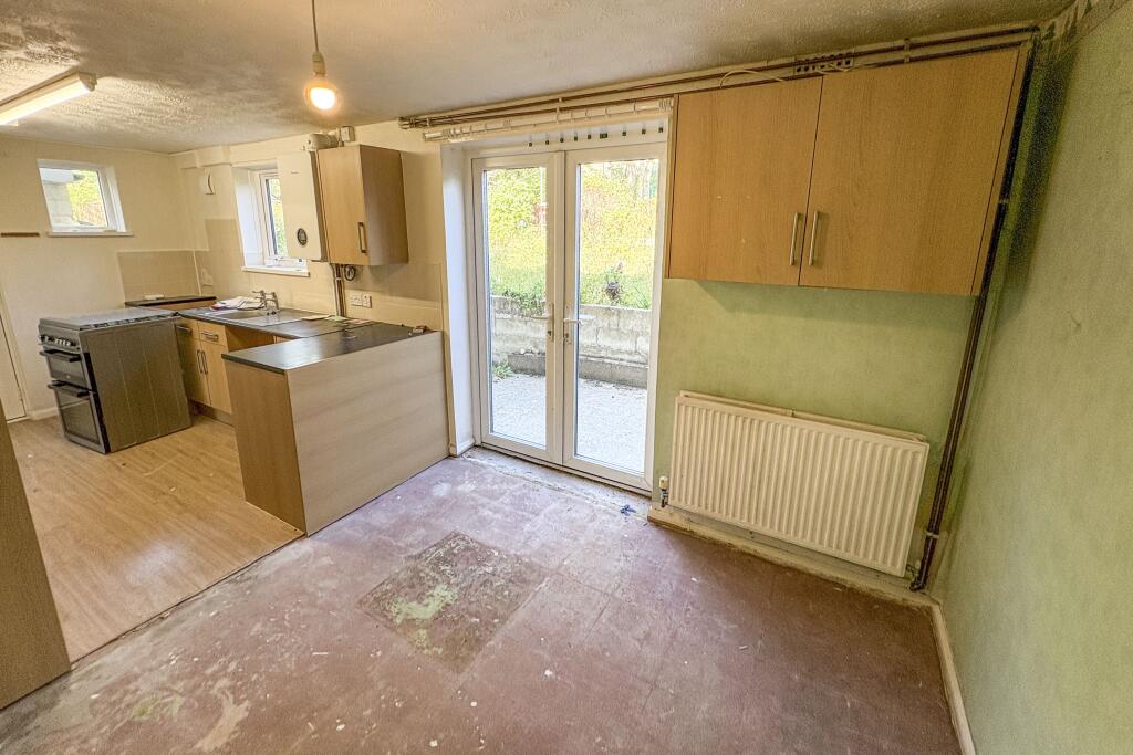 24 Brunel Way, Box, Corsham, SN13 8LR