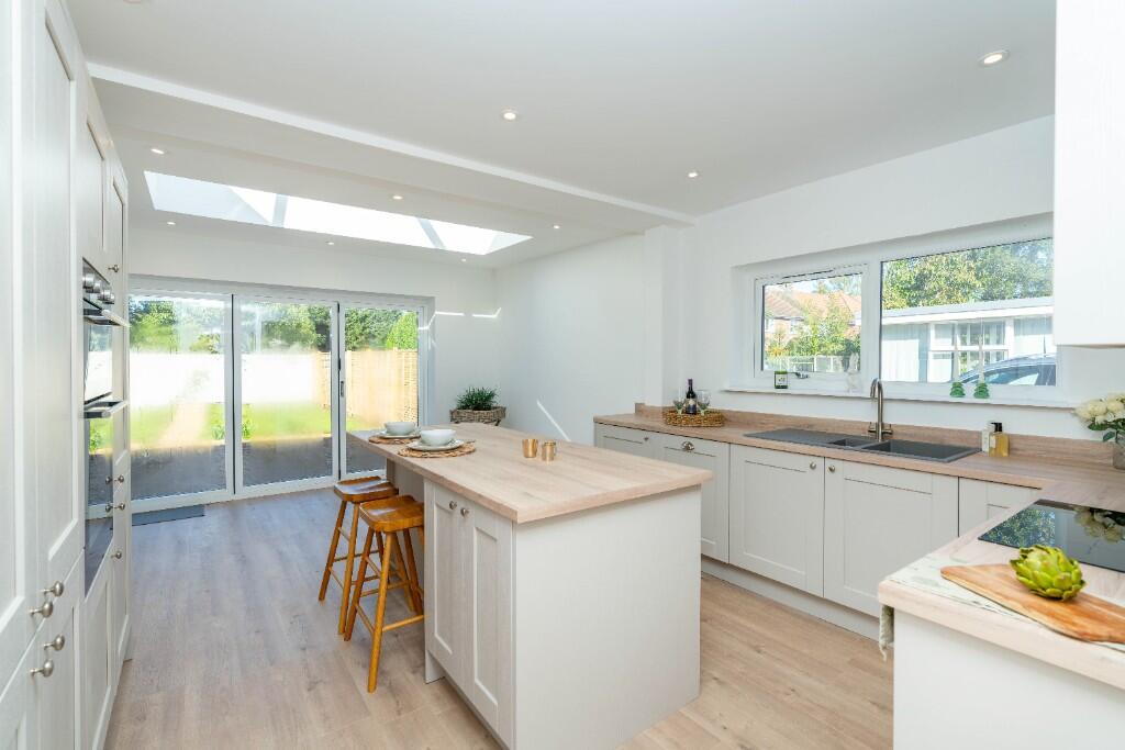 Kitchen Day Room