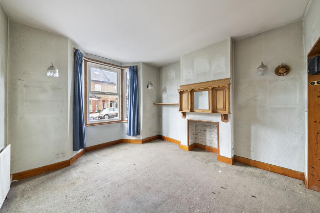 Grosvenor Road, West Ealing, W7