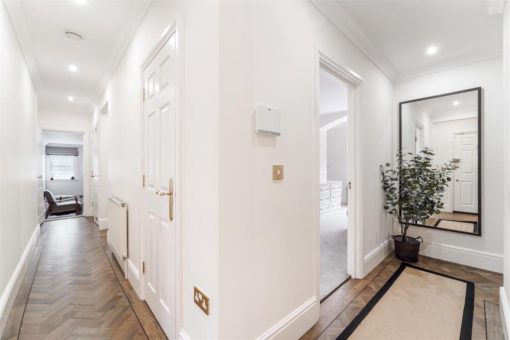 THE FIRS, FLAT (20).jpg