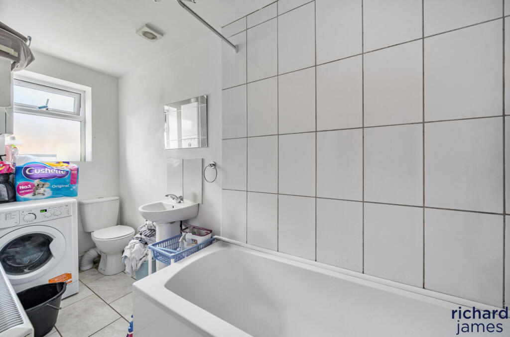 725872b6032d4eaeb27c0b4d81014128