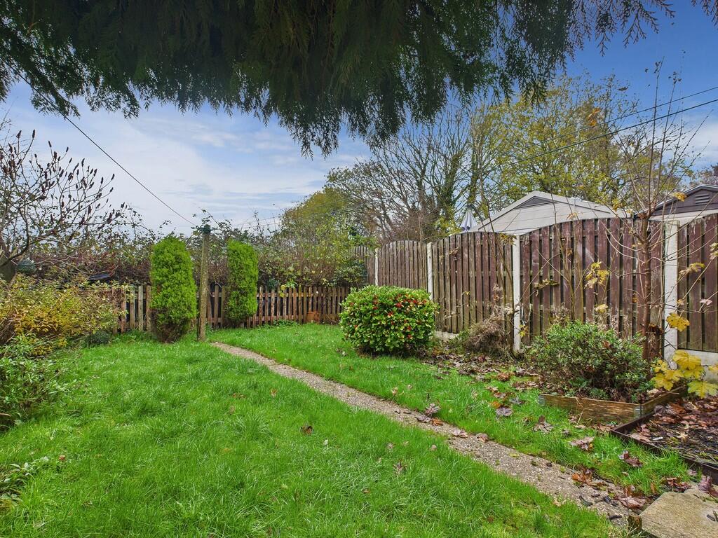 CAM04273G0-PR0228...