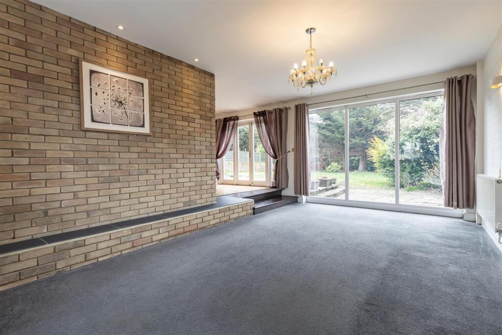 9 Hilly Fld  (10).jpg