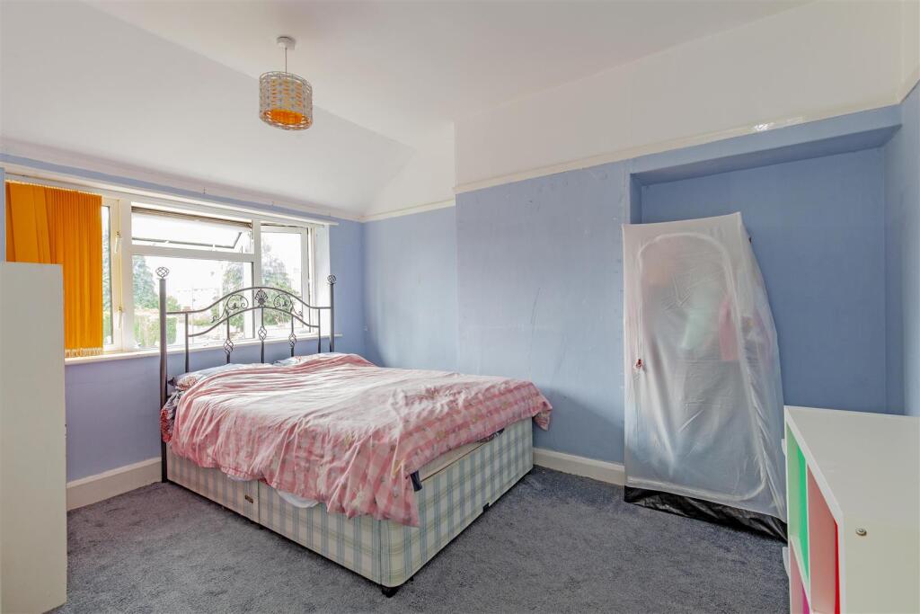 Bedroom 2-1.jpg