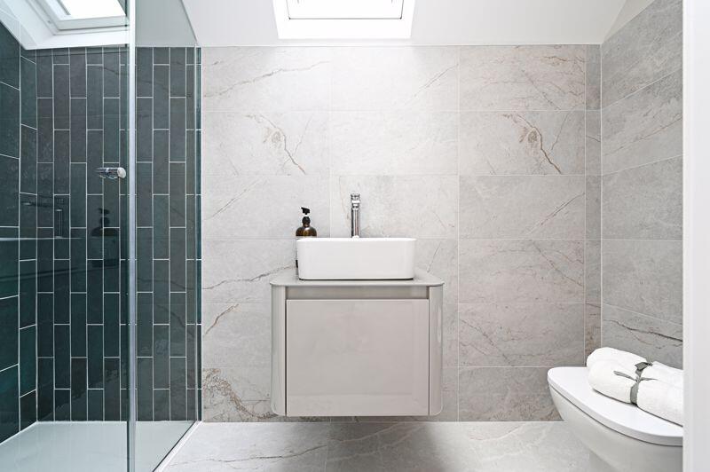Bedroom 2 Ensuite