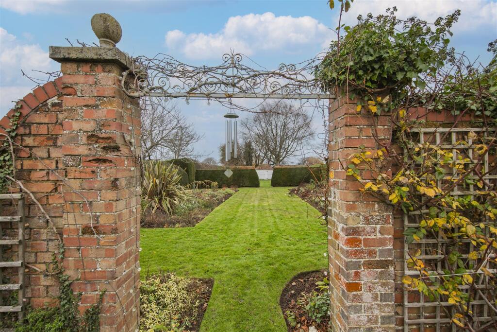Walled Garden Access