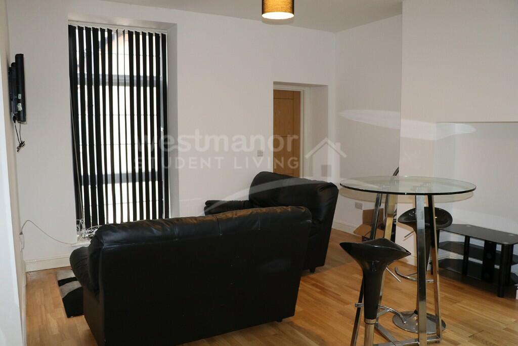 FLAT 2