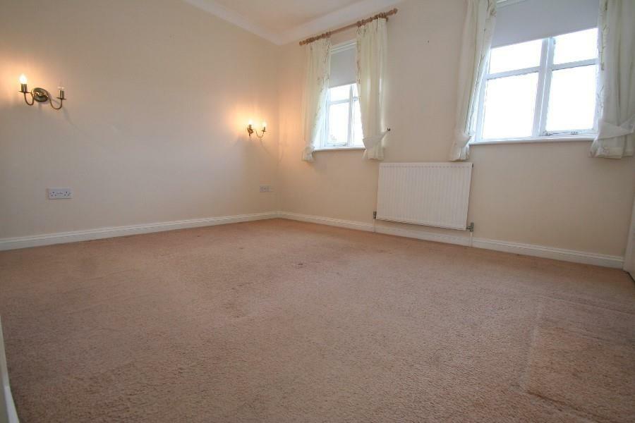 Bedroom11.jpg