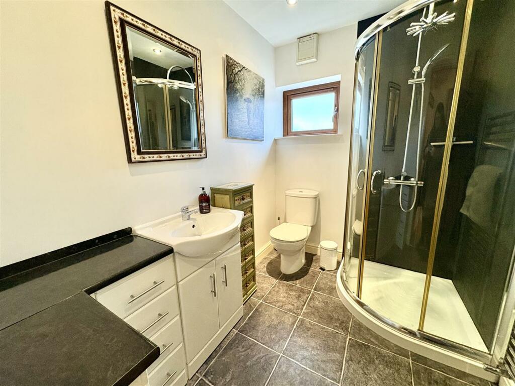 Bramleys Estate Agents - Ainley Street - Elland (8