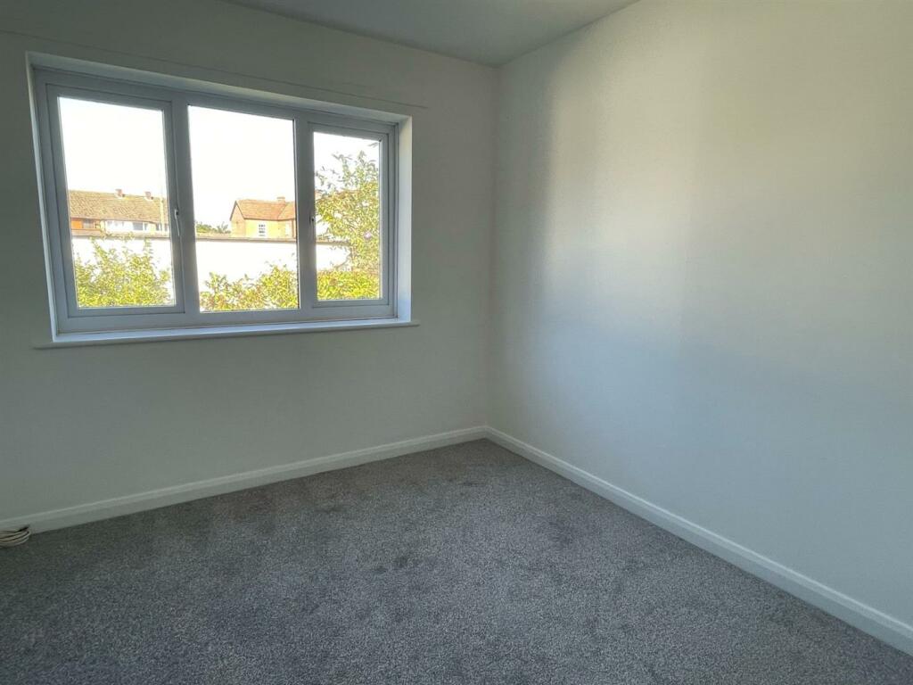 Bedroom,.jpg