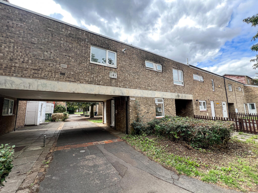 3 bed flat to rent