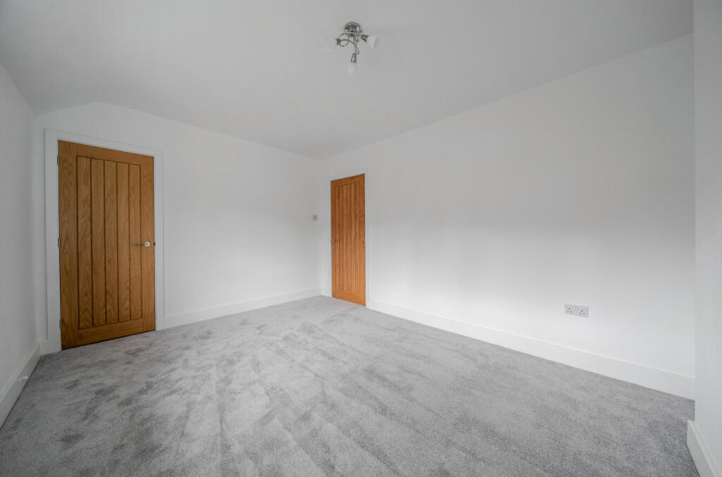 1327870-18-687e55...