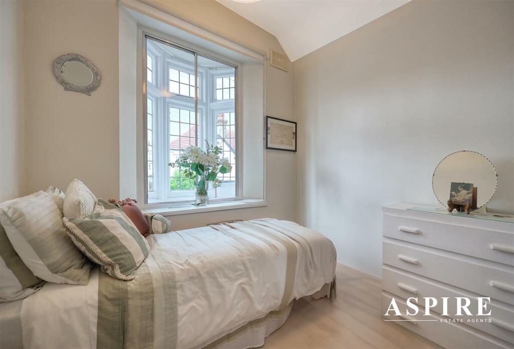 IMG_9929_17 copy.jpg