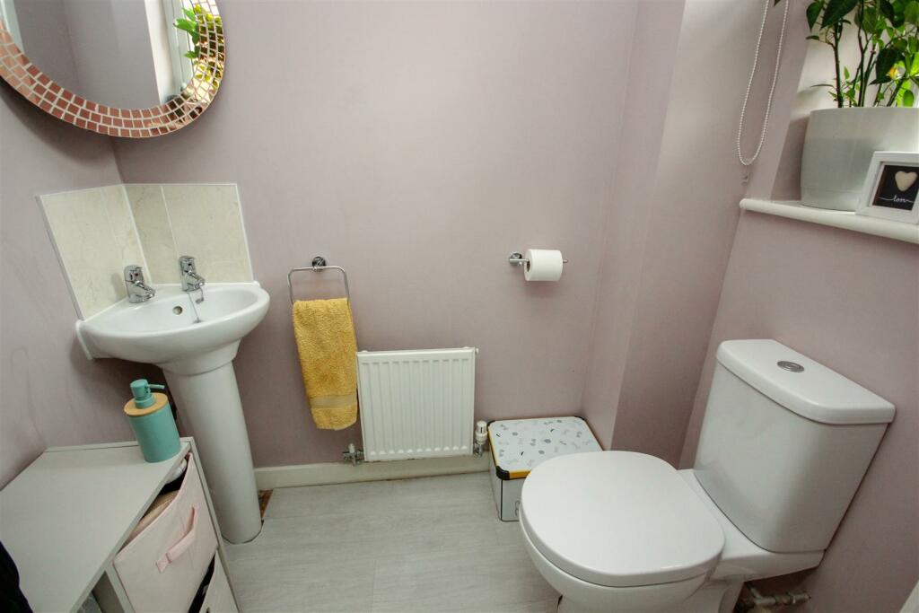 Cloakroom.jpg