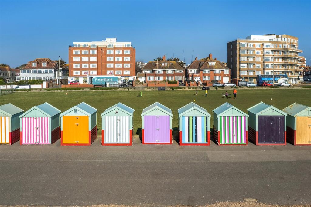 Beach Hut 163.jpg