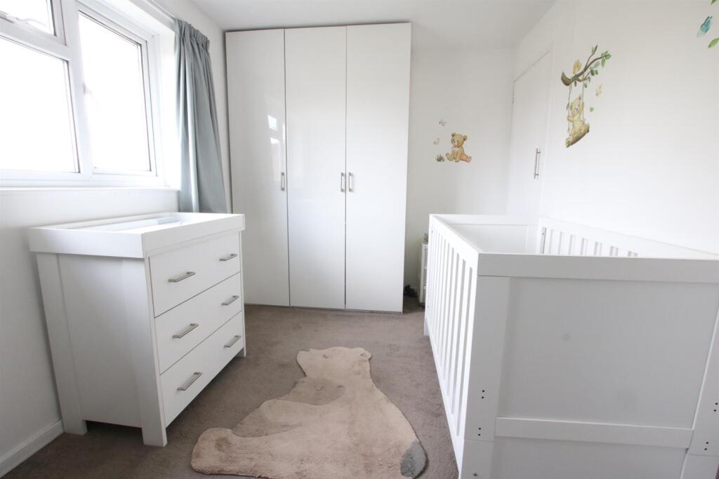 Bedroom 2.JPG