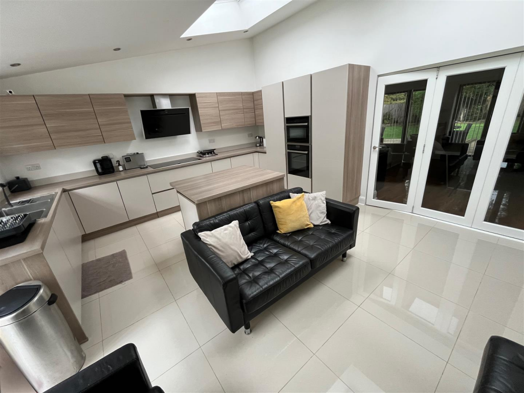 Open Plan Living Dining Kitchen Aspect 5