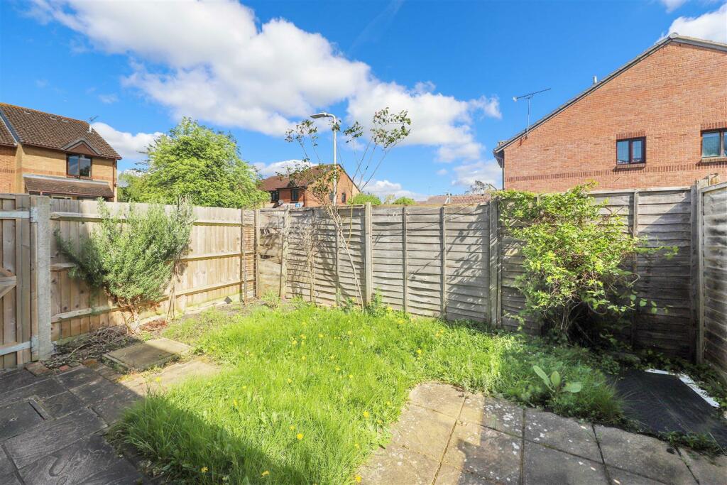 90 Greystoke Drive (6) copy.jpg