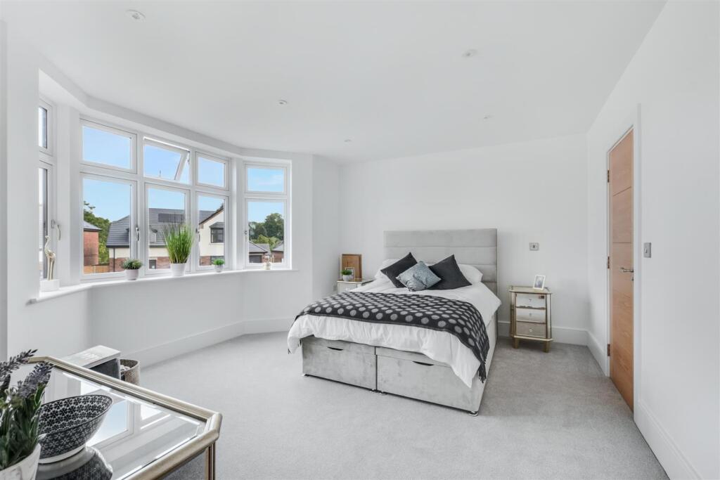 Bedroom 4_1.jpeg