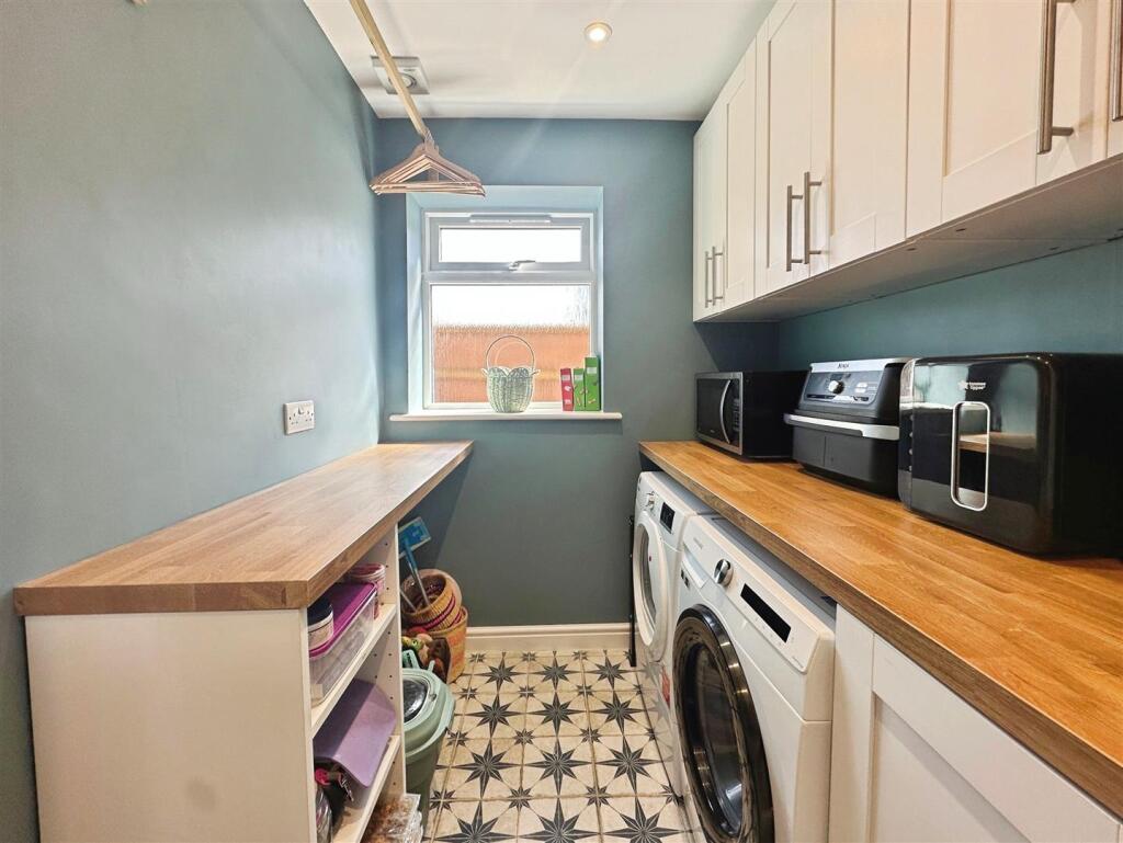 48ea544e--4678-9CD6-7E9126139D6B-70527-0000339D0C6