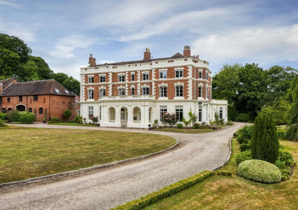 7 Stableford Hall-front.jpg