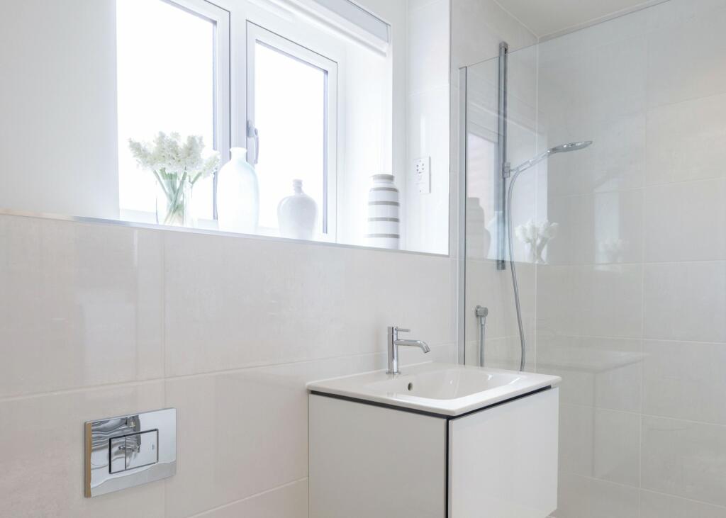 Bed One En-Suite