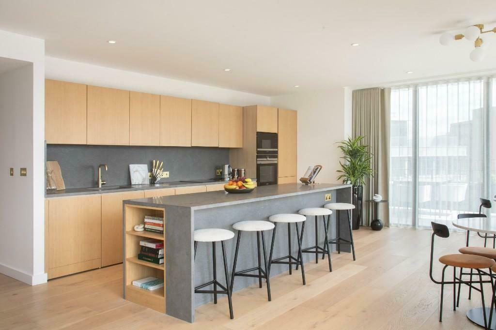 Penthouse Sky Lounge