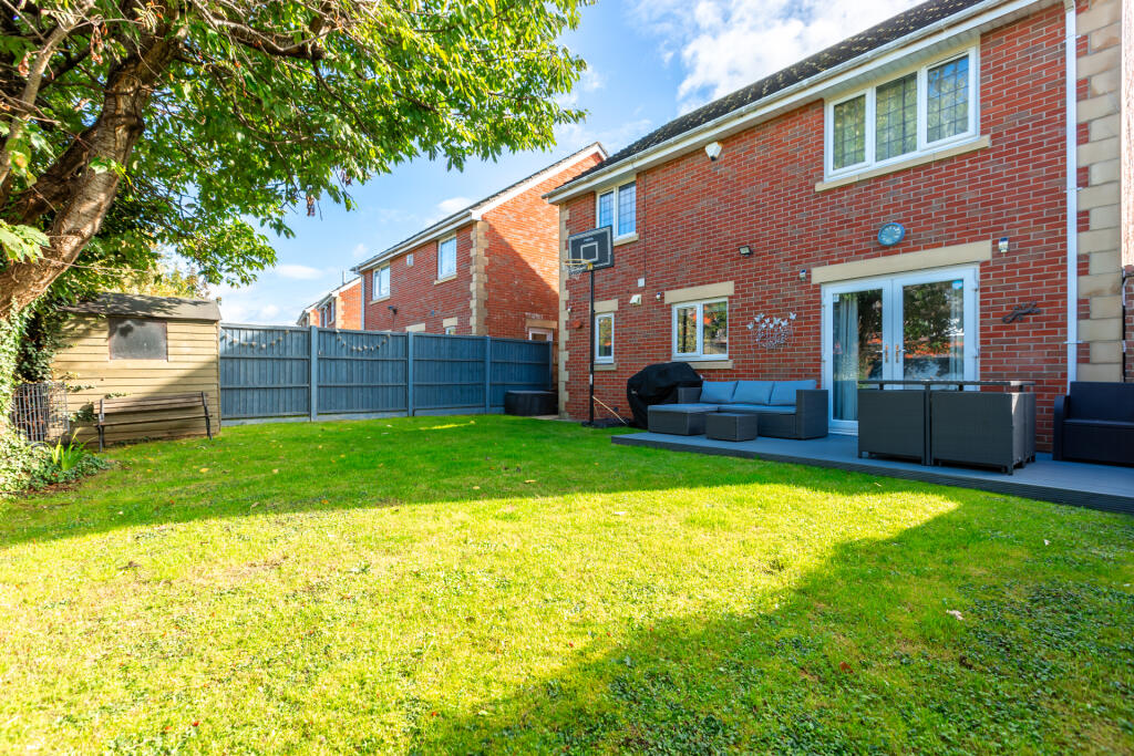 Robinson-David-Estate-Agents-Gloucester-Cherringto