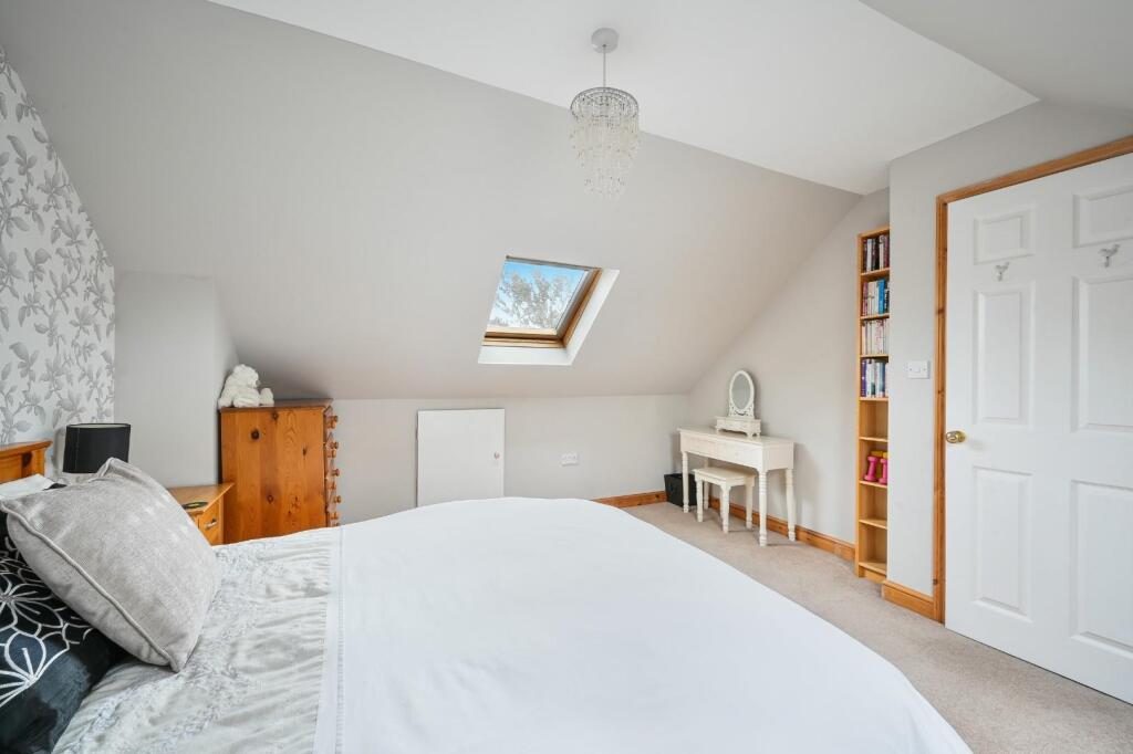 CHIPSTEAD WAY,  (17).jpg